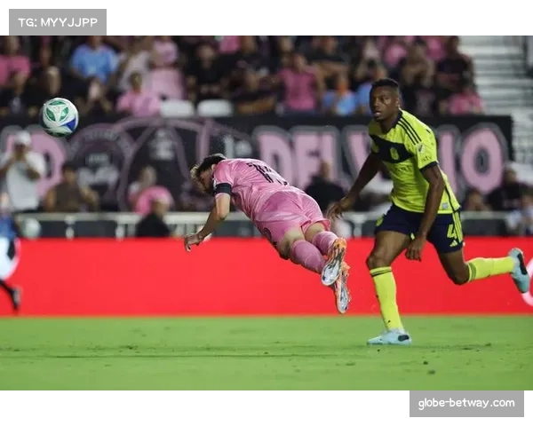 美职联球队常规赛进行34场较量，包含17个主客场